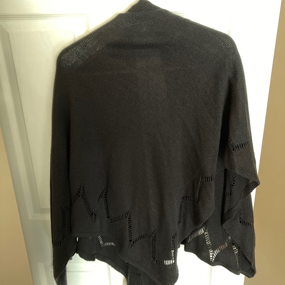 Ladies Spring wrap - Picture 2 of 3